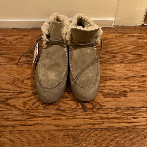 Zara FAUX FUR LINED FLAT SUEDE ANKLE BOOTS - Picture 4 of 8